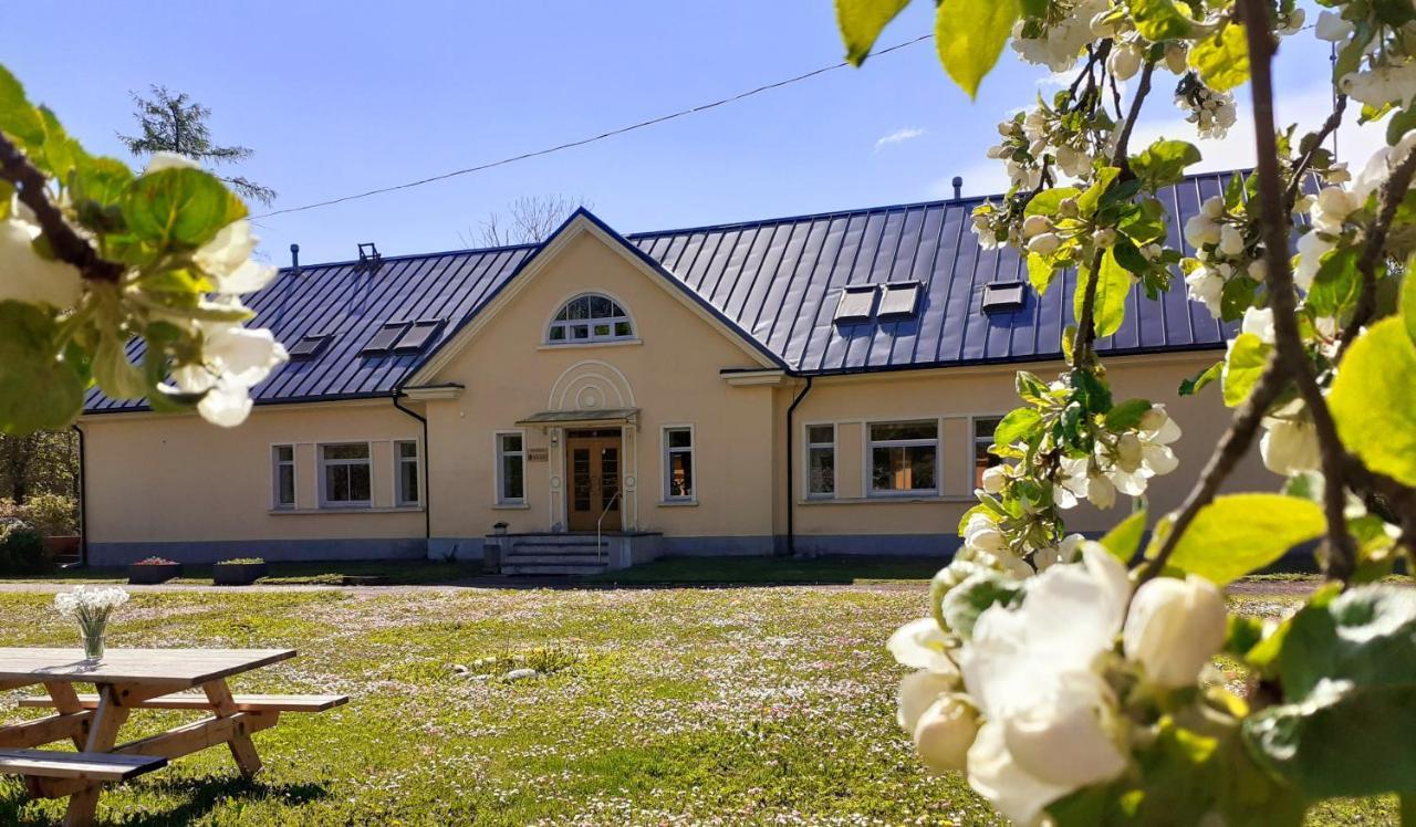 Kuelalistemaja Kukruse Residents Hotel Kohtla-Jarve Luaran gambar