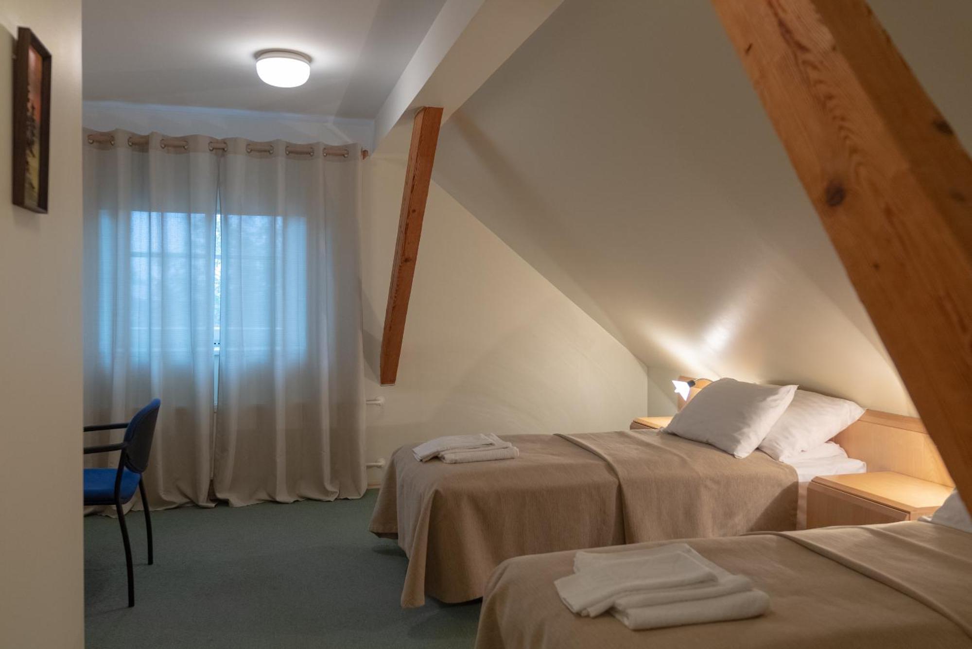 Kuelalistemaja Kukruse Residents Hotel Kohtla-Jarve Luaran gambar